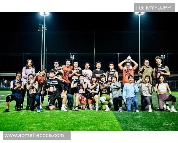 香港足球明星队精彩MV展现球场激情与团队精神的完美结合 香港足球明星队精彩MV展现球场激情与团队精神的完美结合